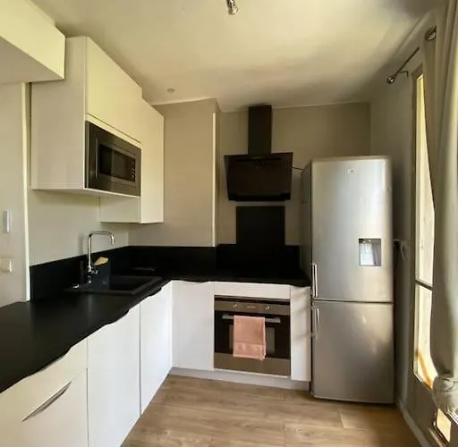 Appart T2 Cosy Renove En Centre Ville Avec Parking