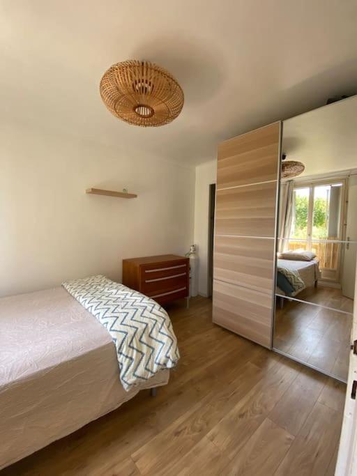 Apartment T2 Cosy Renove En Centre Avec Parking *